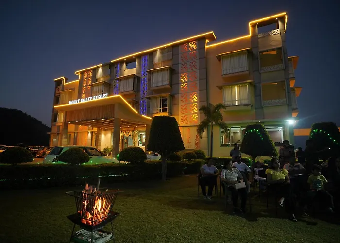 Namoka Mount Valley Resort - Hill Views & Veg Only