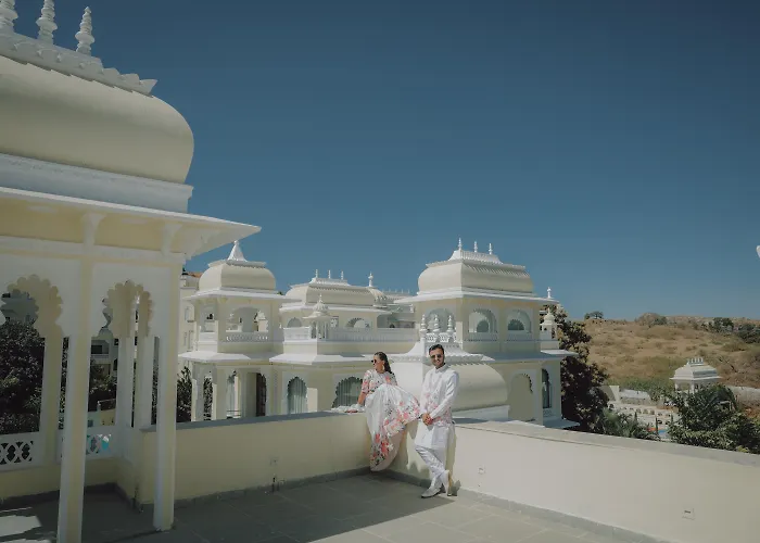 The Everest Hill Resort Suites With Jacuzzi Spa - Resort In Kumbhalgarh
